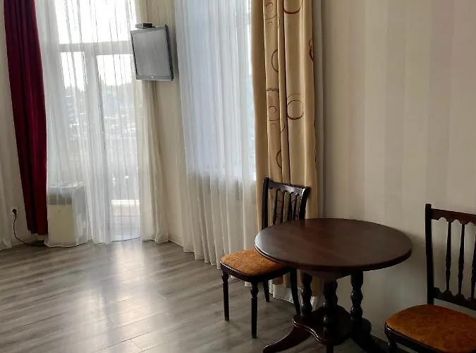 Apartment Studio -Біля Вокзалу-Недалеко Від Центру-Городоцька 151